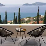 빌라 Brand New Contemporary With Infinity Pool *