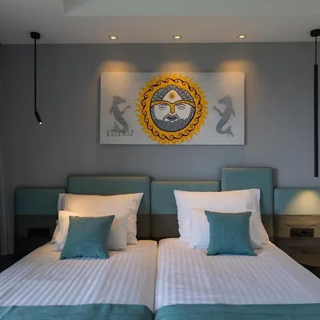 Brand New Contemporary With Infinity Pool Vila *